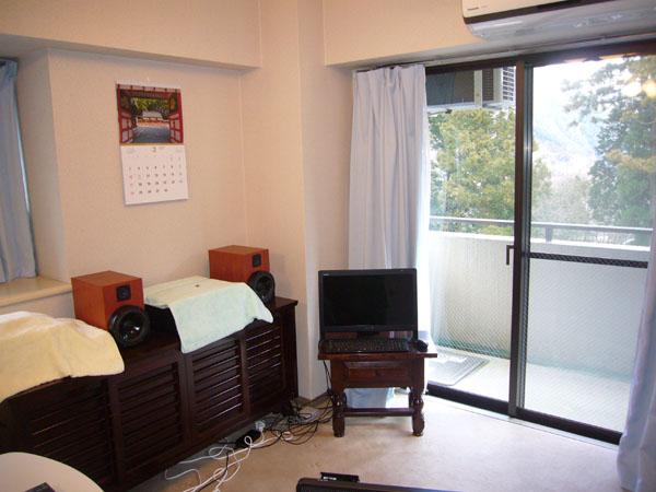 Living. About 10.2 tatami mats of living-dining