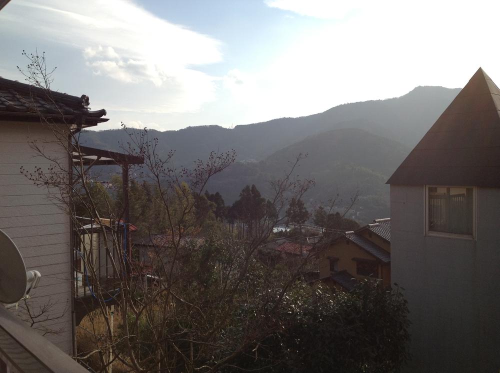 View photos from the dwelling unit. View from the site (December 2012) shooting