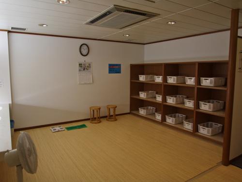 Other common areas. Undressing Auntie