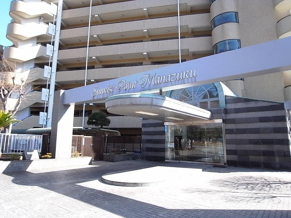 Entrance. "entrance"