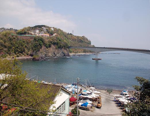 Other Environmental Photo. Good be walk the beach at 800m wife and lover mood to rock coast. Holiday can enjoy a leisurely fishing with children and swimming and one person. by the way, Every day I color of the sea, Whether different by four seasons Did you know?