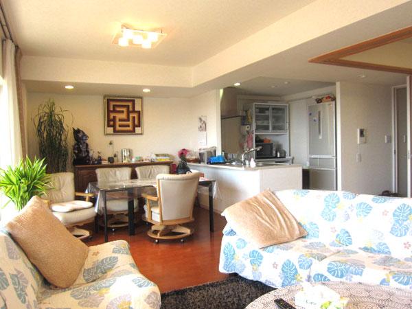 Living. Sunny spacious living.