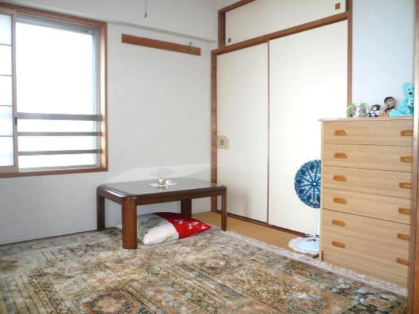 Non-living room. Indoor (June 2012) shooting Japanese-style room