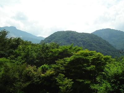 View photos from the dwelling unit. We hope the magnificent nature of Hakone from the roof balcony