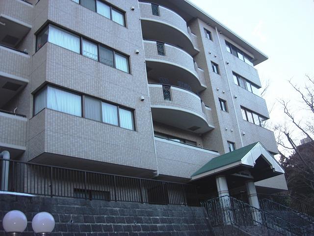 Local appearance photo. Local shooting