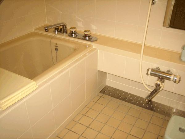 Bathroom. Clean bathroom