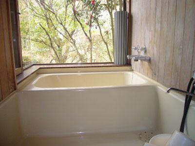 Bathroom. You can also look at the scenery from the bath. Please heal daily fatigue in the hot spring