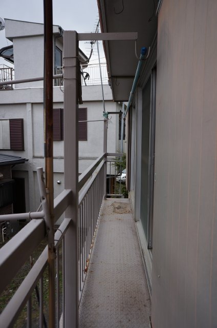 Balcony. Hoseru your laundry a breeze with a balcony! 