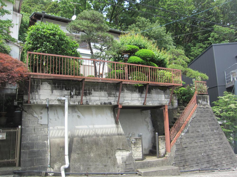 Local appearance photo