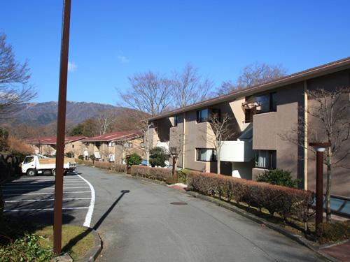 Local appearance photo. Mansion appearance