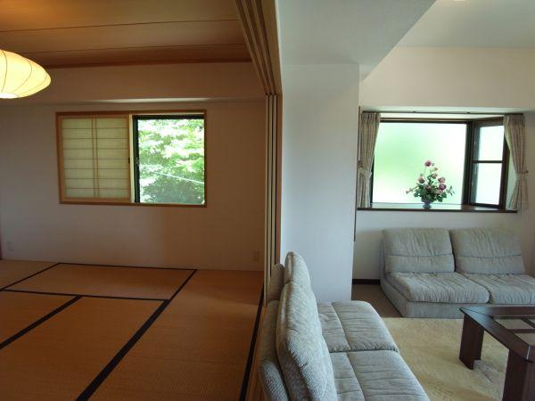 Other introspection. 2LDK angle room