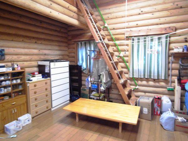 Other introspection. In Hashigodan, You can go up to the loft.