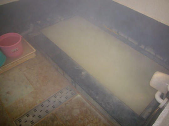 Bathroom. Hot Springs is becoming cloudy hot spring from Owakudani