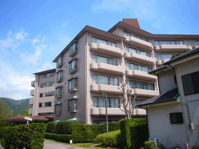 Local appearance photo. The central area of ​​Sengokubara top floor Southeast direction