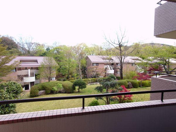 View photos from the dwelling unit