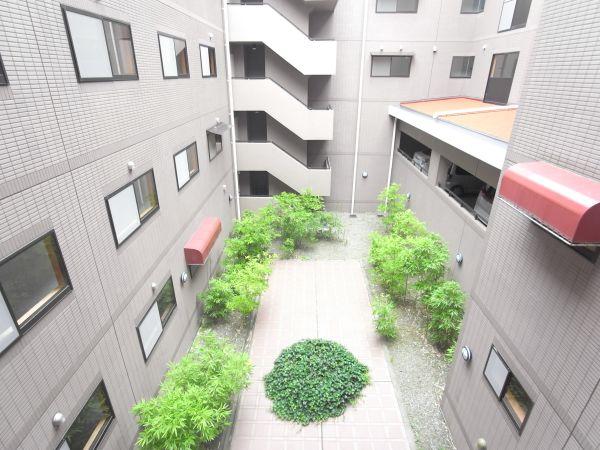 Other. An inner corridor proceed, Past the courtyard and go to your room