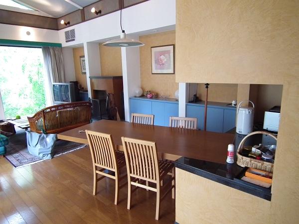 Living. Southern European style of living by the three-floor architect of design ・ dining ・ Kitchen. 