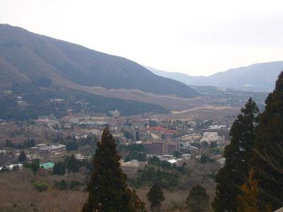 View photos from the dwelling unit. Streets of Sengokubara spreads under eyes. Japanese pampas grass prairie also views of the panoramic view