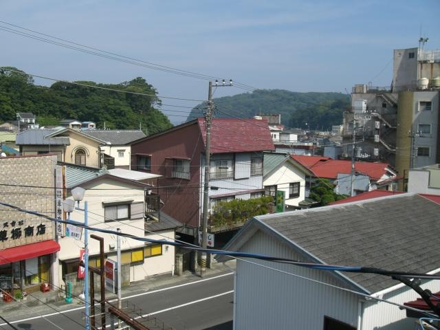 View photos from the dwelling unit. View from the local site (July 12, 2013) Shooting