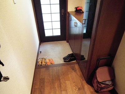 Entrance. Entrance has become a little specification stepped.