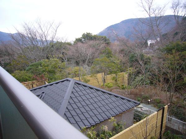 View photos from the dwelling unit. Is the view from the balcony. Deep breath of nature is Masu fun Me of four seasons