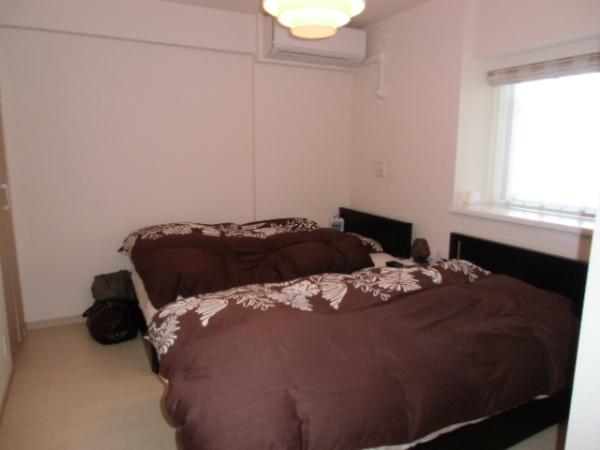 Other introspection. Western style room