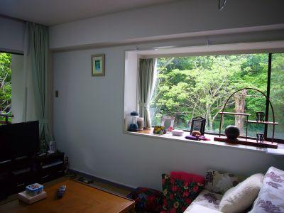 Living. Since it is a corner room is the brightness of the street you can see