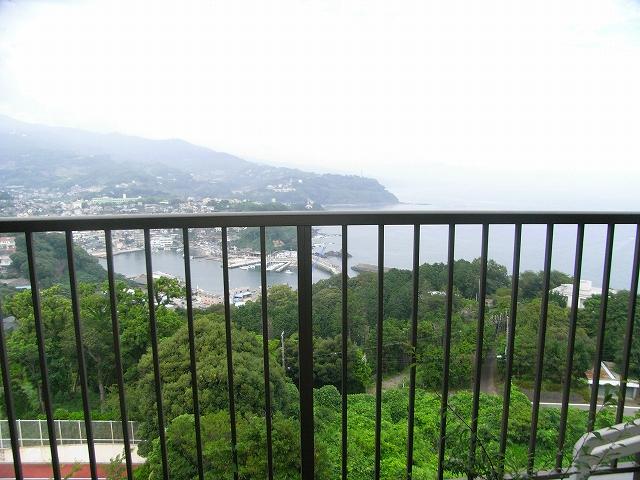 Balcony. It is a great view from the balcony. Corner room, The rooms are not the upper floor in the 7th floor.