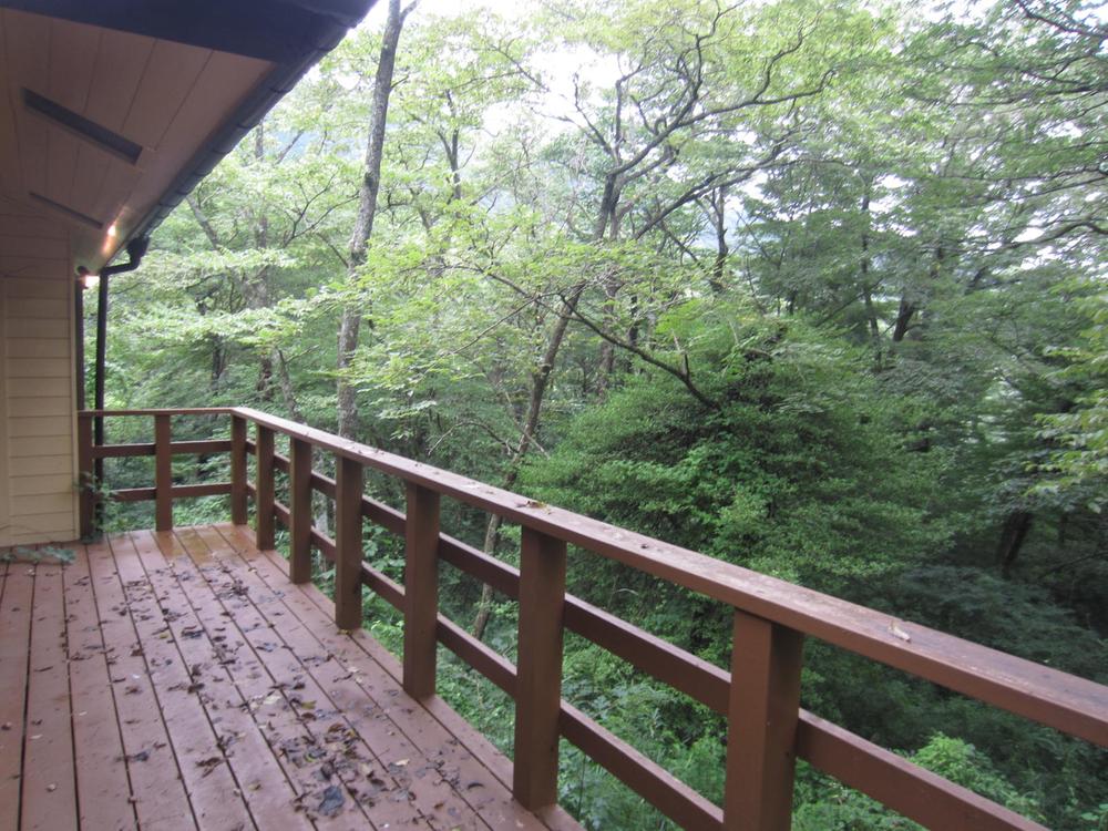 Balcony. Wood deck