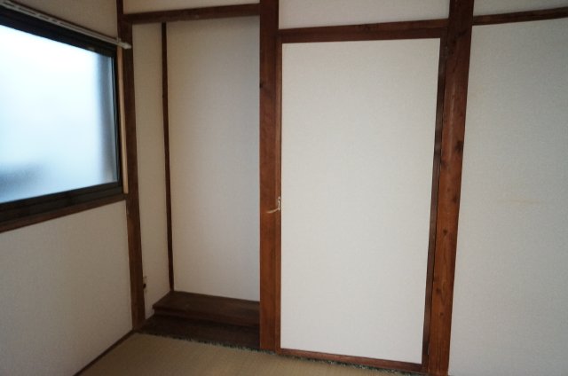 Other room space. Stairs Japanese-style room, It has led to the dining