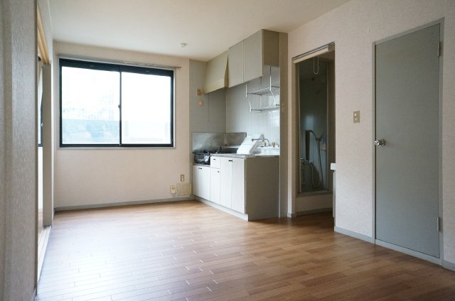Living and room. It is very widely clean!