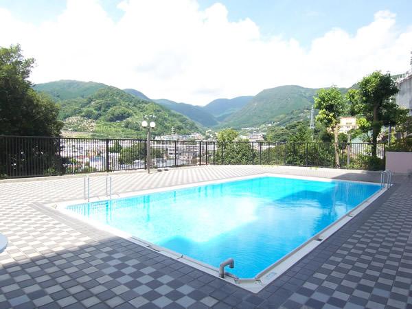 Other common areas. Outdoor pool