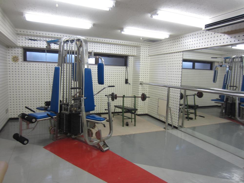 Other common areas. Athletic Room