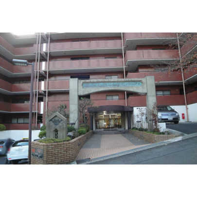 Local appearance photo. Exterior (H25 ・ 11 shooting)