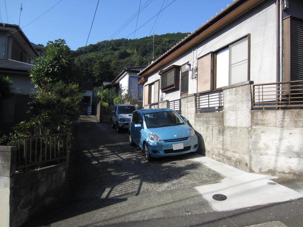 Parking lot. Vertical two possible parking
