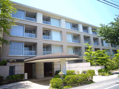 Local appearance photo. Location overlooking the majestic mountains of Hakone "uppercase"