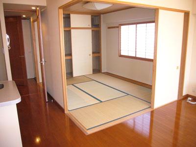 Non-living room. About 6.6 tatami Japanese-style room.