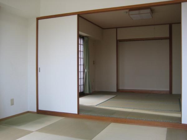 Non-living room. Indoor (12 May 2011) Shooting Japanese-style room