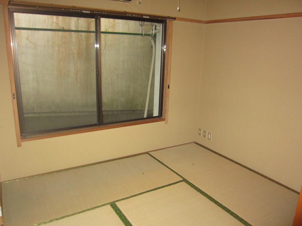 Non-living room