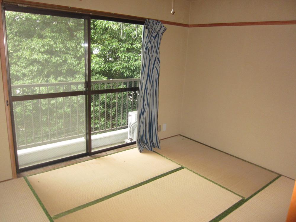 Non-living room