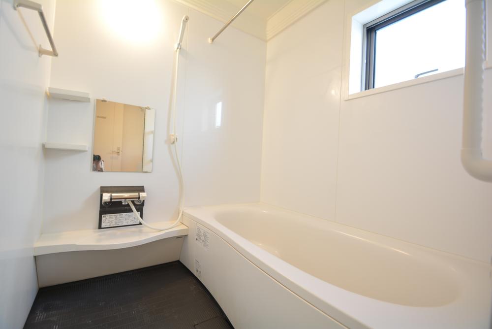 Bathroom. Please relax slowly in a large bath ☆