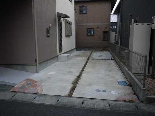 Parking lot