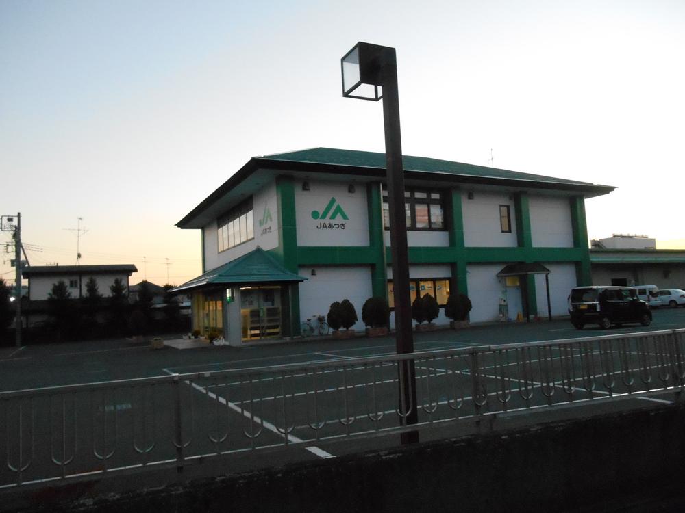Bank. JA Atsugi Yochi to branch office 371m