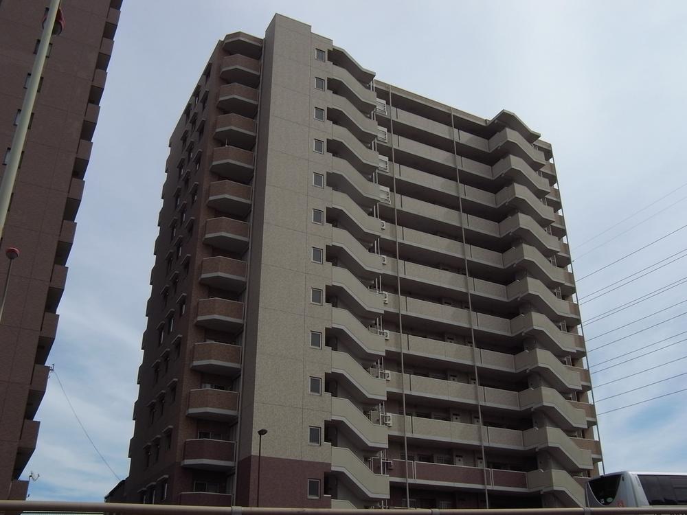 Local appearance photo. Local (10 May 2013) Shooting