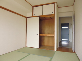 Living and room. Settle Japanese-style room 6 quires ・ Storage ken