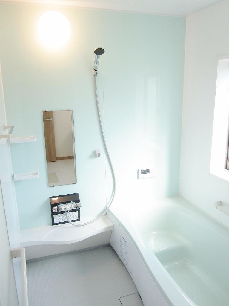 Same specifications photo (bathroom). Example of construction