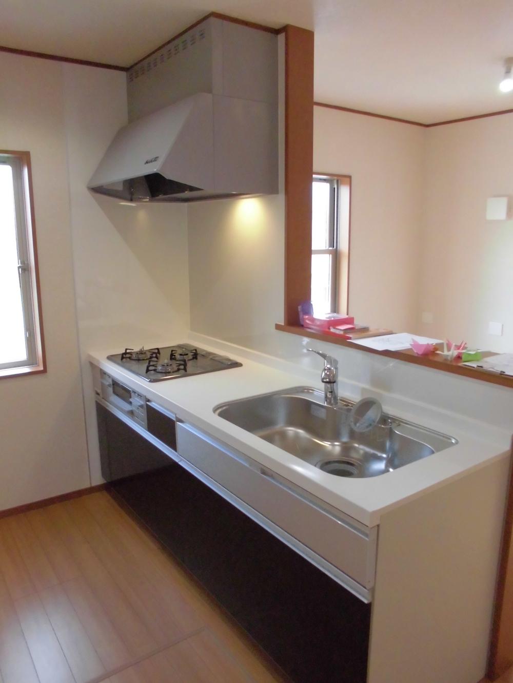 Same specifications photo (kitchen). Example of construction