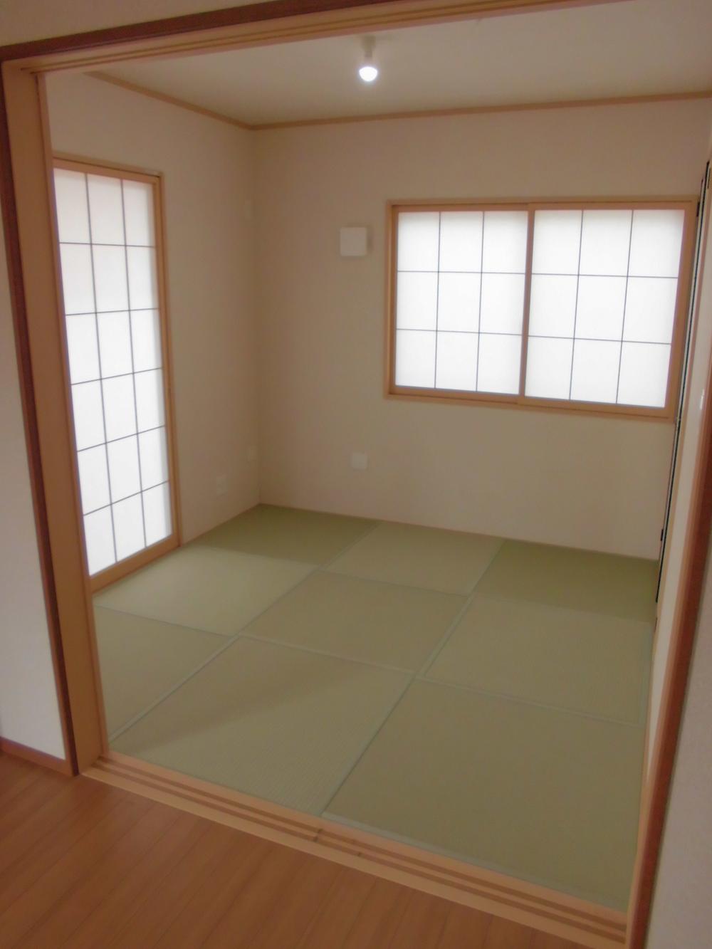 Same specifications photos (Other introspection). Example of construction