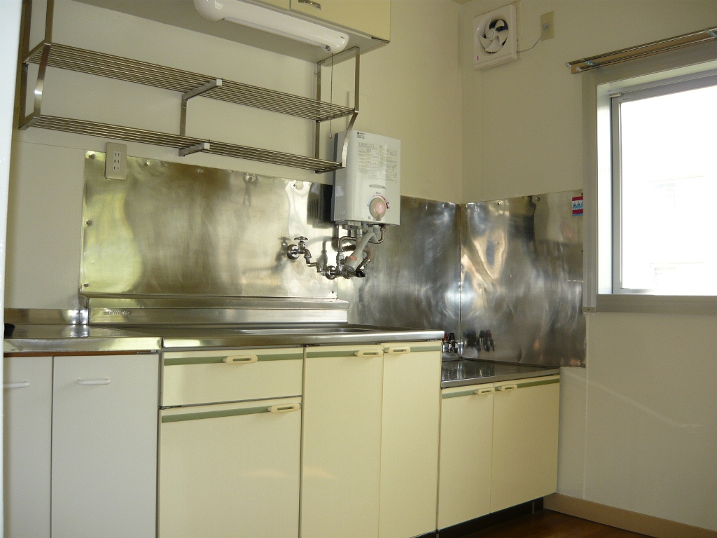 Kitchen. Photo is the same type ・ It is another dwelling unit. 