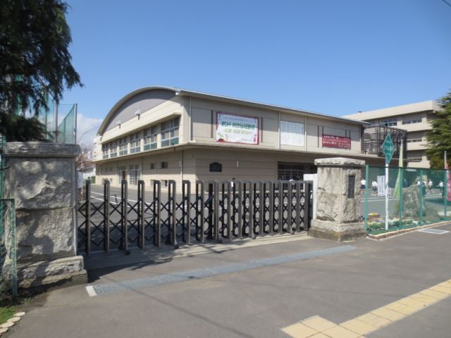 Junior high school. 1600m until the Municipal Atsugi junior high school (junior high school)